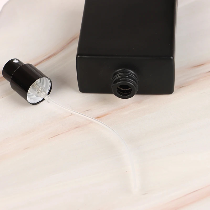 1個 30ml 空の詰め替え可能な透明トラベル香水スプレーア - Perfume Fragrance Mist のレビューと価格